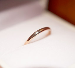 K18ピンクゴールドの指輪写真