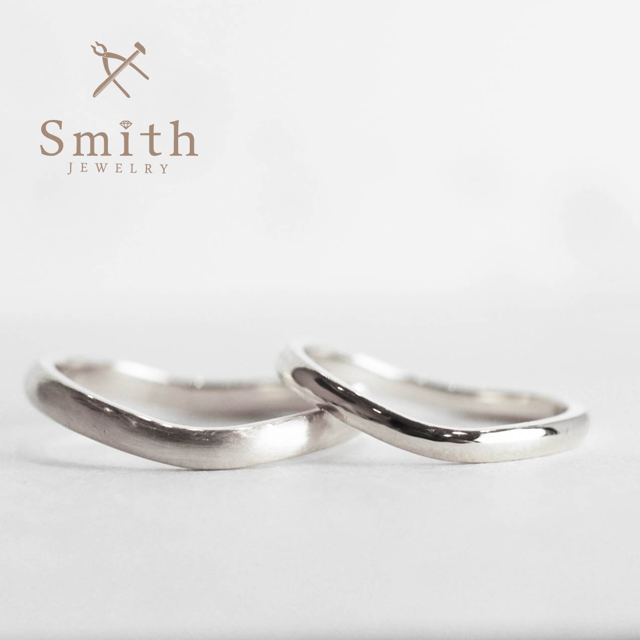 指先を美しくみせる ウェーブの魅力@手作り結婚指輪 工房スミス札幌店