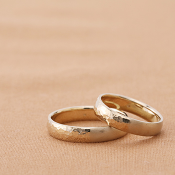 いい夫婦の日に間に合う、手作りの結婚指輪