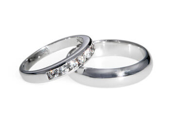指輪はこまめにクリーニング@手作り結婚指輪 工房スミス札幌店