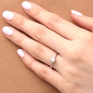 なぜ左手の薬指？ 古い歴史と込められた意味@手作り結婚指輪 工房スミス札幌店