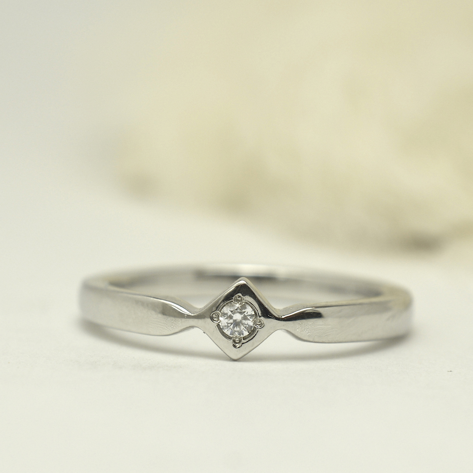 引っ掛かりがなくシンプルなデザイン@手作り結婚指輪 工房スミス札幌店