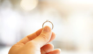 婚約指輪のコーディネート