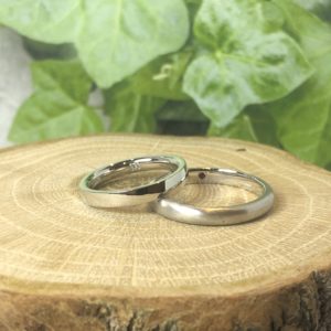 【工房スミスの手作り結婚指輪】彫金工法で作る甲丸リングと平打ちリング