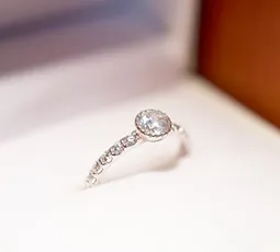 ミルウチ留めの結婚指輪