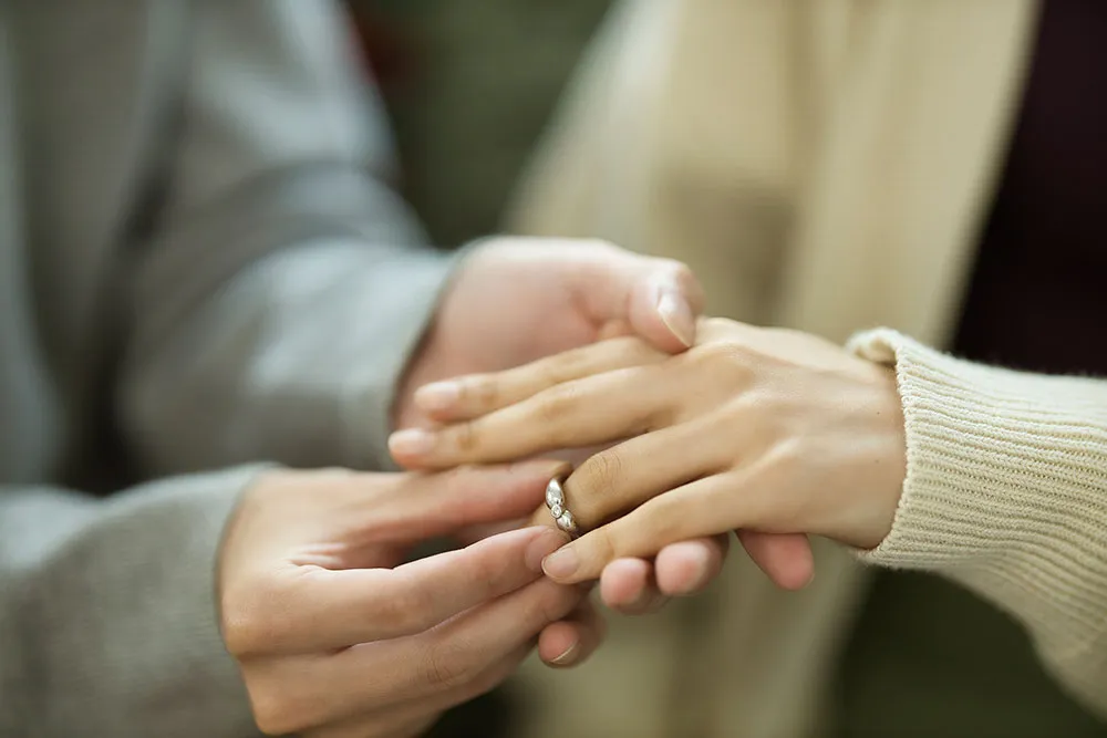 【左手】指輪が持つ意味｜内なるエネルギーを高める